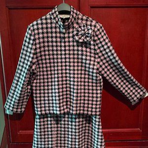 St. John Collection 2 piece Skirt Set